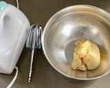 A picture of step 6 of Simple Cream Puffs.