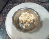 A picture of step 2 of Almond soup.