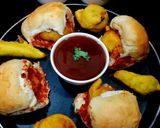 વડા પાઉં (Vada Pav Recipe In Gujarati) રેસીપી સ્ટેપ7ફોટો