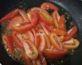 Foto langkah ke 3 dari resep Eggs tomato - orak arik telur tomat.