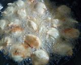 A picture of step 4 of Banana Fritters.