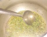 A picture of step 3 of Matar sabzi.