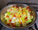 Foto del paso 4 de la receta: Tarta de pollo y puerro