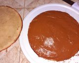 Foto del paso 7 de la receta: Bizcochuelo clásico con dulce de leche y merengue..