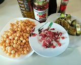 Foto del paso 1 de la receta: Garbanzos con alcachofas