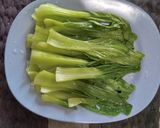 Foto langkah ke 4 dari resep Pakcoy Garlic Oil.