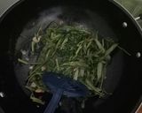 Foto langkah ke 4 dari resep Tumis kangkung.
