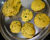 आलू की मसालेदार झटपट कचौड़ी नए स्टाइल में (Spicy and quick potato kachoris in a new style) रेसिपी चरण 5 फोटो