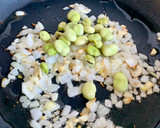 Foto del paso 4 de la receta: Risotto de quinoa con habitas y zanahoria