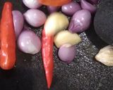 Foto langkah ke 1 dari resep Balado Telur Pedes Irit Cabe.