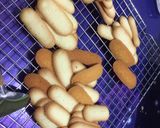 Foto langkah ke 4 dari resep Kukis katetong /Lidah Kucing.
