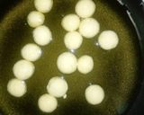 A picture of step 4 of Gullisuwa (milk balls).