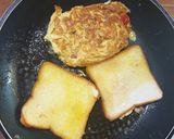 รูปขั้นตอนการทำที่ 5 ของ แซนวิชเบื่อหมูเบื่อไก่