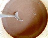 A picture of step 4 of Milk crackers with chocolate sauce.