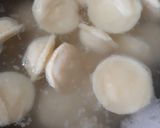 Foto del paso 5 de la receta: Sorrentinos caseros rellenos con jamón, ricota y queso