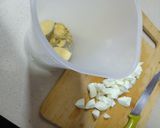 Foto del paso 4 de la receta: Pollo en pepitoria