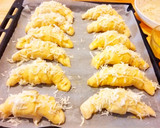 Sajtos (mascarponés) kiflik recept fázis 5 fotója