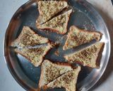 চিজি ব্রেড টোস্ট (cheesy bread toast recipe in Bengali) রেসিপির ধাপ 6 ছবি