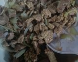 Foto langkah ke 2 dari resep Beef Black Pepper (bumbu instan).
