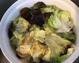 Une image de l'étape 2 de Salade de riz aux légumes,olives et pancetta grillée.