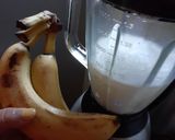 Foto del paso 1 de la receta: Plátano con leche