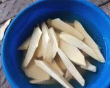 A picture of step 1 of Soft sweet potato chips.