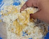 Foto langkah ke 2 dari resep Roti Maryam Topping Kental Manis Dan Meises.