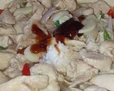 Foto langkah ke 3 dari resep Tumis Ayam Jamur Shimeji.