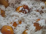 এগ চিকেন দম বিরিয়ানি (egg chicken dum biriyani recipe in Bengali)