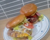Foto del paso 9 de la receta: Hamburguesa de carne y queso brie y hamburguesa de bacon, jamón serrano y Frankfurt