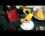 A picture of step 3 of Chakri (Snack's dish).