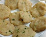 A picture of step 4 of Pan Fry Potato Cake Without Egg.