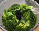 Foto del paso 4 de la receta: Espaguetis de calabacín con pesto de brócoli