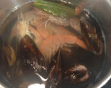 Foto del paso 2 de la receta: Arroz caldoso integral con marisco