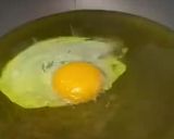 Foto del paso 2 de la receta: Como hacer el mejor huevo frito con puntilla del mundo mundial 🤤🍳