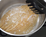 Foto del paso 1 de la receta: Espaguetis a la marinera