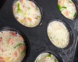 A picture of step 5 of Egg muffins.