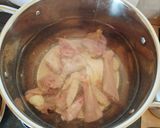 Foto langkah ke 2 dari resep Sup Ayam Kuah Angkak.