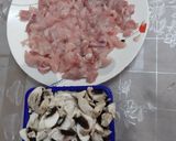 صورة لخطوة 2 من وصفة بيتزا وفطائر اللحم 😋