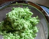 Foto langkah ke 3 dari resep Kue Putu ayu gula merah.