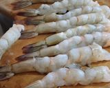 Foto langkah ke 1 dari resep Ebi Furai Frozen.