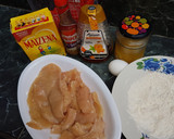 Foto del paso 2 de la receta: Pechugas de pollo crujientes con salsa de miel
