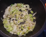 Foto del paso 3 de la receta: Crema de champiñones con pollo