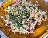 Une image de l'étape 9 de Salade de courgette, concombre, jambon blanc et feta.