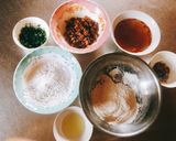 Hình bước làm 1 của món Bánh bột lọc 🥟