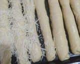 Foto langkah ke 5 dari resep Cheesy Oregano Breadstick.