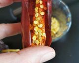 Foto del paso 2 de la receta: Fideo seco a los 3 chiles