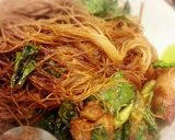 รูปขั้นตอนการทำที่ 2 ของ เส้นหมี่คลุกซีอิ้วดำหวาน
