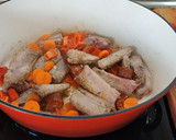 Foto del paso 6 de la receta: Costillas de cerdo con alubias blancas y chorizo