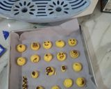 Foto langkah ke 5 dari resep Tamago Boro / Egg Biscuit 3 bahan.